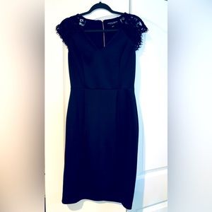 Sophisticated Navy Dorothy Perkins Dress. Size 6